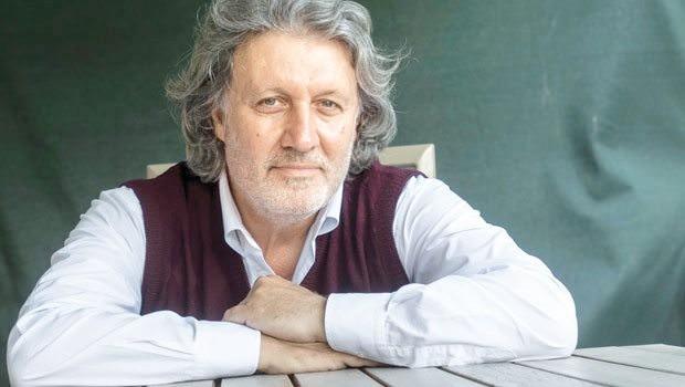 BURHAN EEN: Oh be sonunda vize gerginliinden kurtulduk. Hibir yere gidemeyeceiz. Bu arada portakal satlarnda patlama bekleniyor.