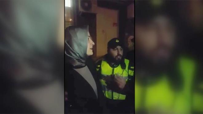 Vatandalarn Hollanda'ya kar gsterdikleri ilgin protestolarla ilgili nllerin szleri, sosyal medyada gnn konusu oldu. te nllerin tartlan o tweetleri: