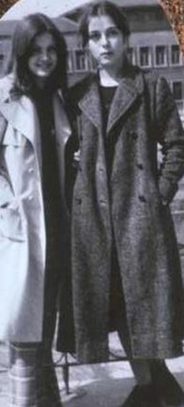 Sa taraftaki gen kz aradan geen yllara ramen neredeyse hi deimemi..