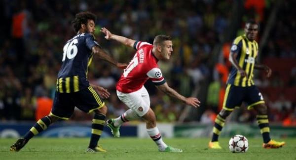 Ersun yanal bu ii bilmiyor arkada. Hi mi pes oynamyon hoca. Byle kmayacak malar 3-4-3 oynayacaksn. Rakibe nefes aldrmayacaksn.