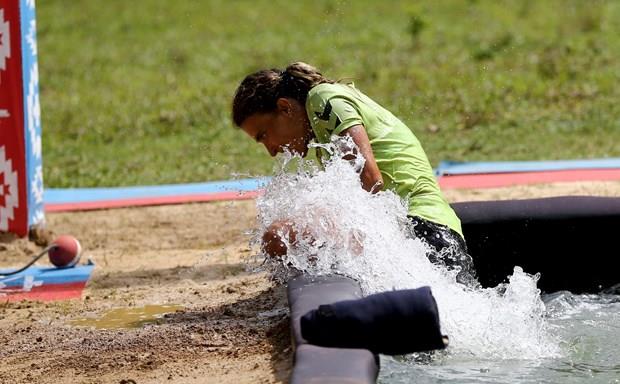 kinci turu nller takmnn kazand dl oyunu finale kald.