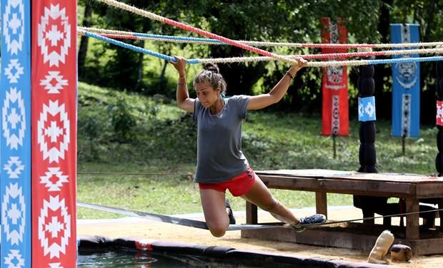 Kzlarn sembol oyununda ise finale kalan gnlller takmndan Tue ve Burak oldu. Nefes kesen mcadelede sembol oyunu Tue'nin oldu.