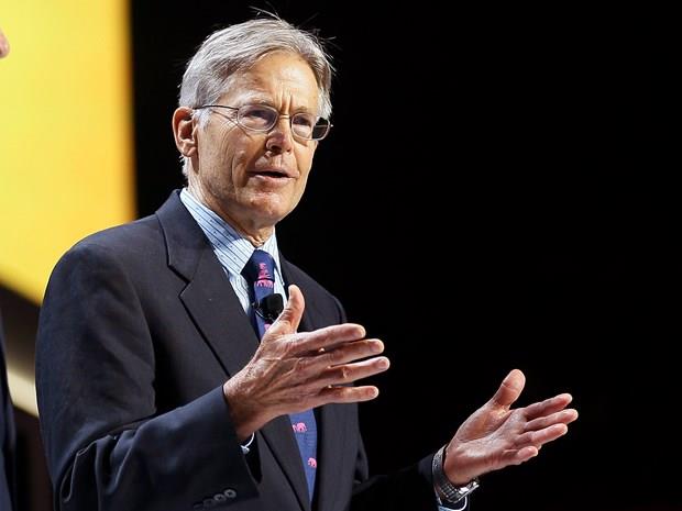 15- S. Robson Walton (Wal-Mart) 34.1 milyar dolar