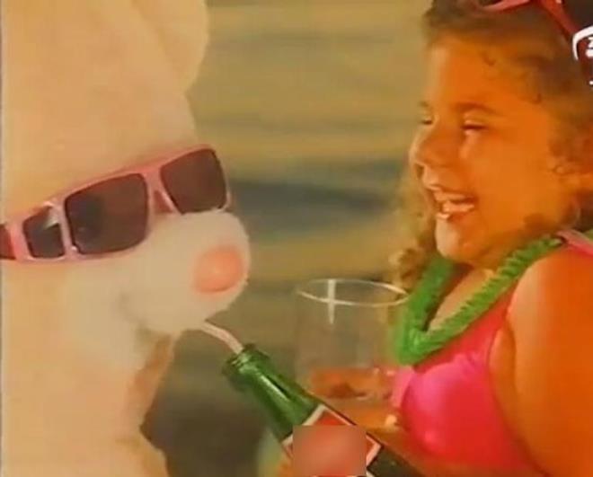 90'l yllarda henz 5 yandayken hayatmza girdi Seda Renda.