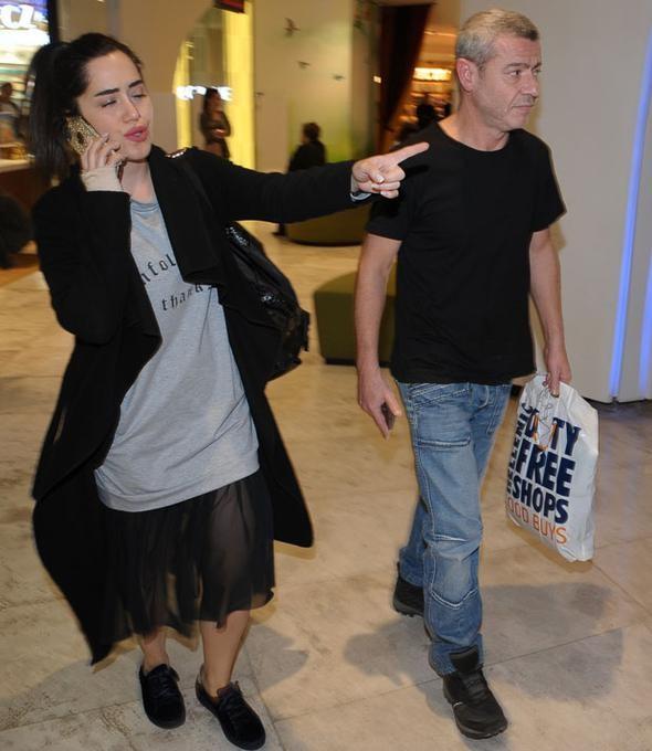 Toplamda 8 stdyo albm bulunan Levent Yksel, yeni albm hazrlnda...