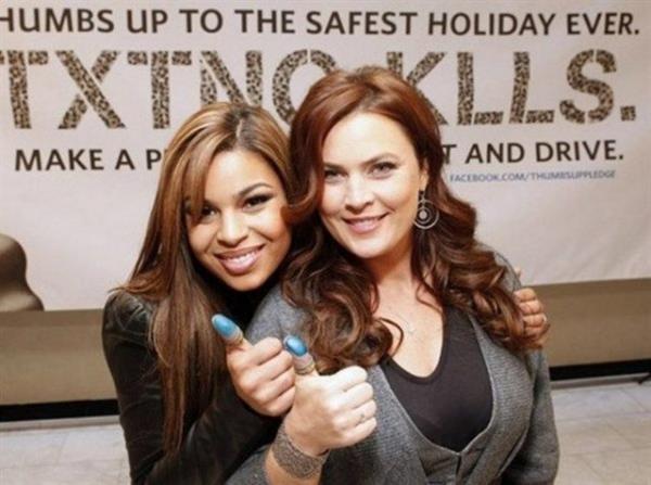 Jordin Spark`n annesi Jodi Wiedmann