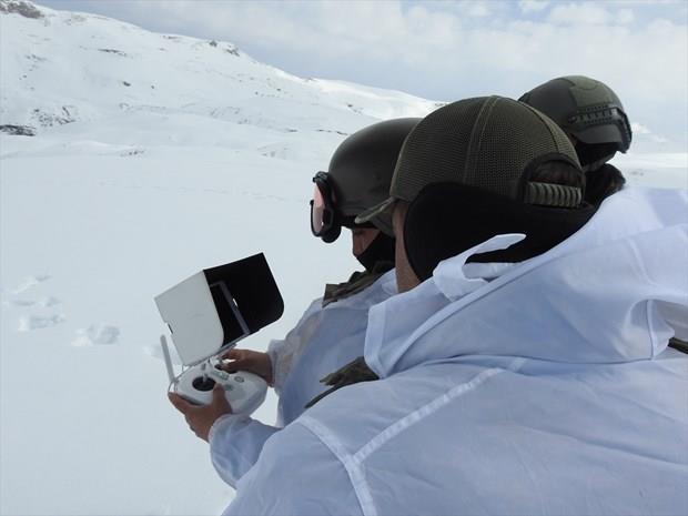 Operasyona ilikin fotoraf ve grntler de basn mensuplarna datld.