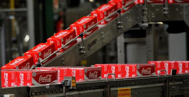 COCA COLA AIKLAMA YAPTI  Coca Cola&#8217;dan yaplan aklamada da &#8220;Coca Cola rnlerinin gvenlii ve kalitesini ok ciddiye almaktadr. Lisburn Knockmore Hill&#8217;deki fabrikamzda bo kutularn dahil olduu olaydan haberdarz. Bu konuyu ciddiyetle ele alyoruz ve incelemede Kuzey rlanda polisiyle ibirlii yapyoruz&#8221; denildi. Aklamada ayrca, hali hazrda satta olan Coca Cola rnlerinin olaydan etkilenmedii ifade edildi.