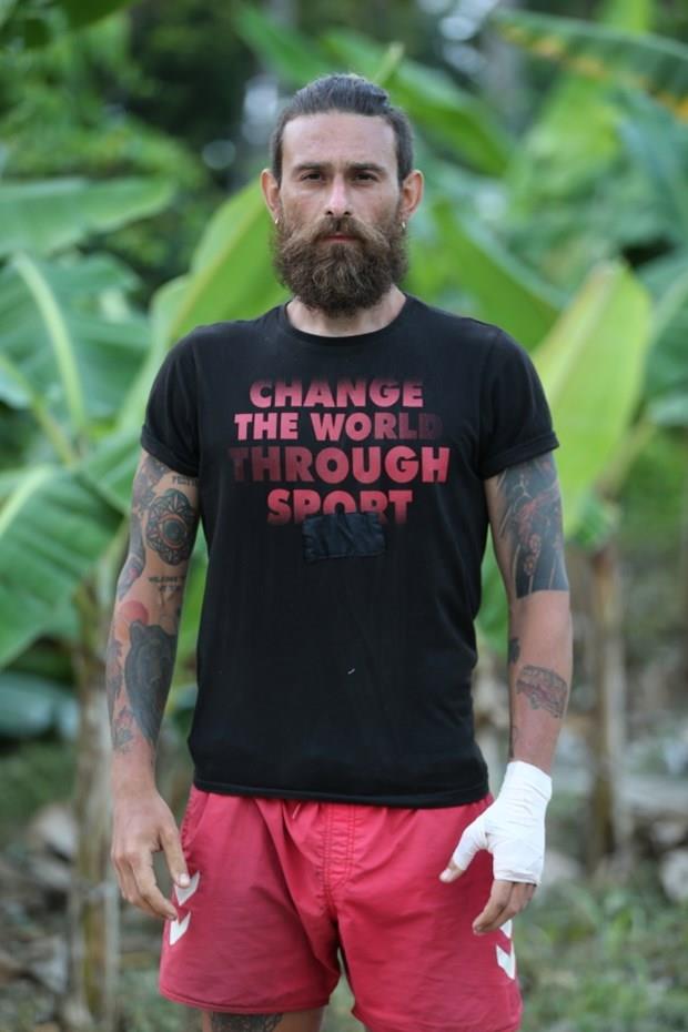 <p><b>BULUT NELER SYLED?</b></p>  <p>  "Elimden gelen mcadeleyi yapyorum. Geriden balamak ve tek bana adapte olmak zor oldu. Say alamyorsak bile takm atelemek lazm. Daha yeni adapte oluyorum. Mcadele etmeye geldim ve buraya gelmek iin de mcadele ettik. Yatmaya, uyumaya deil mcadele etmeye geldim. Elimden geleni yapacam."</p>