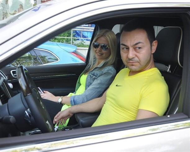 Doktor Olmak sterdim Sanat olmasayd doktor olmay ok istediini syleyen Serdar Orta &#8220; Ben baba mesleini yaptm. Torna tesviyeciydim ama doktor olmay ok isterdim. Bakasnn duasn alrsan yaamn uzun olur&#8221; diye konutu.