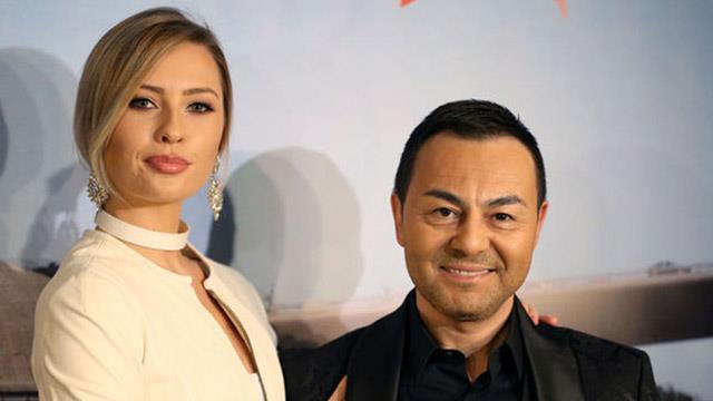Chloe&#8217;nin Yemeklerini ok Beeniyorum Ei Chloe Loughnan&#8217;nn yapt yemekleri beenmediini syleyen Serdar Orta &#8220; Chloe yapt yemekleri beenmiyor ama ben ok seviyorum yaptklarn. Bir de genelde diet yemekleri yapyor evde her yer avokado oldu ama ben brek yemeyi seviyorum. Ayrca kebapta seviyorum be yllarca yedim bak salkl birisiyim&#8221; dedi.