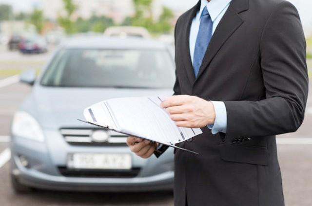 3&#8217;nc yln kazasz geiren arata tavan 391 ve 4 yl ve daha fazla kaza yapmayan iyi srclerde ise 330 lira olacak. Her yl kaza yapan srclerde ise tavan bin 574 liradan bin 133 liraya indi.