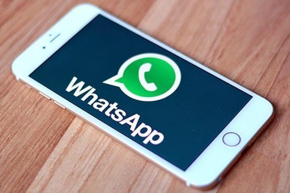 Kullanclarn youn tepkisiyle karlaan WhatsApp'n yeni gncellemesini indirenler WhatsApp Status modunun geri dndn fark etti.