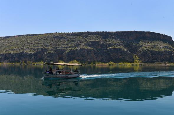 Blgenin, Atatrk Baraj ve Frat Nehri gibi nemli su havzasna sahip olduunu anmsatan ifti, Gaziantep ve Adyaman ile yaptklar i birliiyle bu potansiyeli daha fazla kullanmaya hazrlandklarn belirtti.