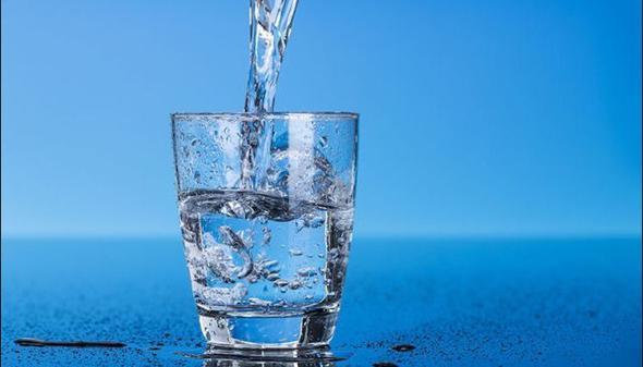 Vitaminler mikro besin maddeleri grubunda. Vcudunuzun onlara duyduu ihtiya ufak miktarlar amyor. Optimum salk seviyesi iin onlara ihtiyacmz var ama hayatta kalmak iin gereken besinlerin yerini alamazlar.