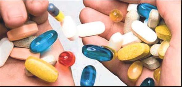 Sadece vitamin haplar ve suyla beslensek hayatta kalabilir miyiz?