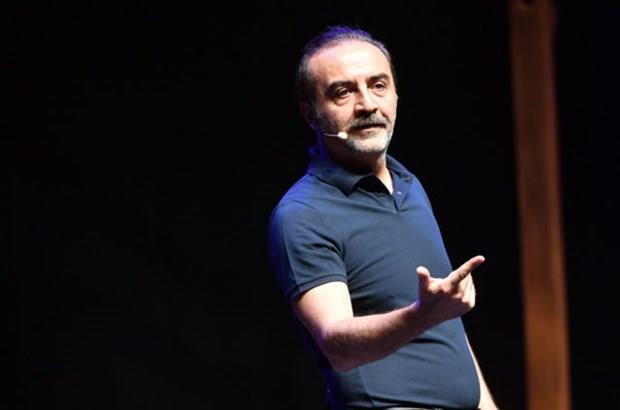 "NEY YAPAMAZSIN DEDLERSE O BEN MOTVE ETT"<p>    Lise alarnda futbolla har neir olan ve oyuncu olmadan nce evresinde kendisini srekli demoralize ettiini syleyen Ylmaz Erdoan, "Bana neyi yapamazsn dedilerse o beni motive etti" dedi.