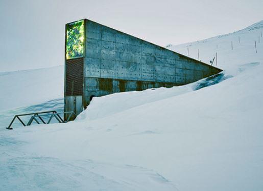 Ona kyamet ambar diyorlar! Yani dnyada kyamet kopsa bu ambarda yaam devam edecek.