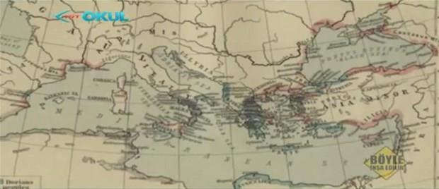 stanbul'un defalarca kuatmalara direnmesini salayan, 1100 yl boyunca ehri surlar kademe kademe ina edildi.