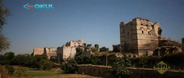 Surlarn bu kadar dayankl olmasnn temel sebebi birka kadameden olumasyld.