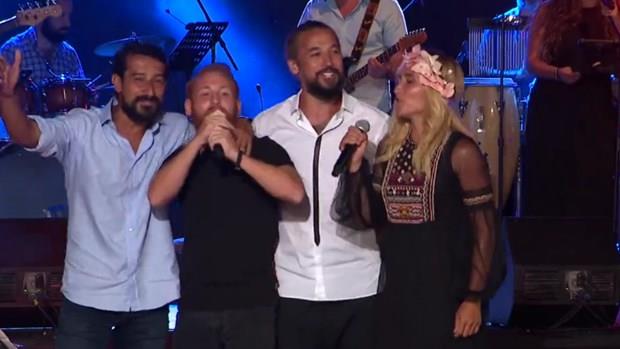 Furkan Survivor'da yazd arky lhan, Serhat ve Sema ile birlikte Acun Ilcal'ya srpriz yaparak seslendirdi.