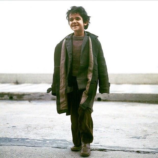 Tark Akan ve Halit Akatepe iin, &#8220;Onlarla ok fazla yaamadm ama onlar yle bir dnemde ve ortamda tandm ki herhalde Trkiye&#8217;nin en ansl ocuklarndan biriyim. 9 yanda bir ocuk onlarla o hayat yaad. ok iyi izleri var hayatmda, ok gzel gnler geirdim, ok elendim&#8221; ifadesini kulland.