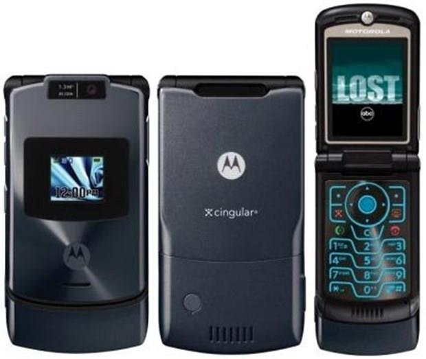 11- Motorola RAZR V3  <br>  0.3 MP kamera