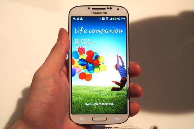 14- Galaxy S4<br>    16 GB dahili depolama