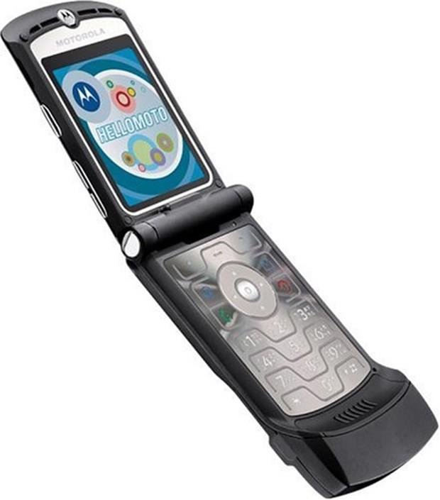 11- Motorola RAZR V3<br>    176 x 220 piksel ekran znrl