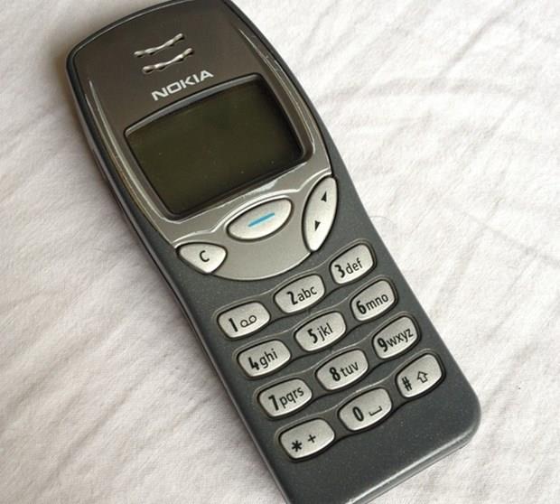 4- Nokia 3210<br>  Bekleme sresi: 55-260 saat