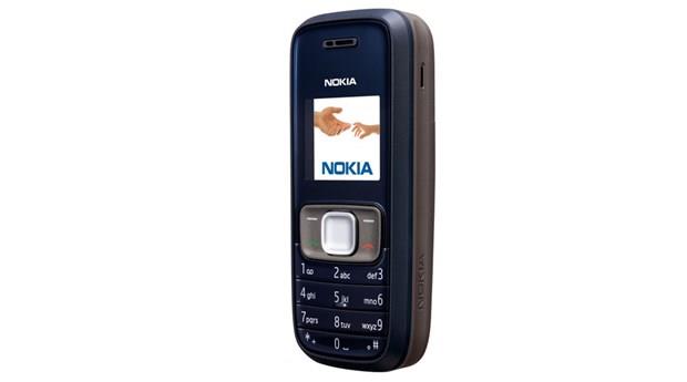 5- Nokia 1200<br>  390 saat bekleme suresi