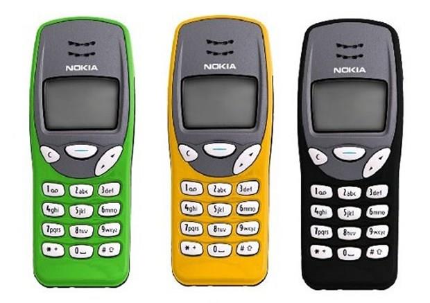 4- Nokia 3210<br>  Arlk: 151 gram