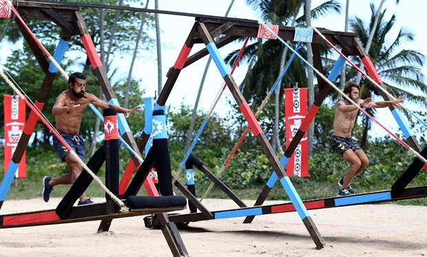 Birleme haftasnn son blmnde ayrca nller takm ile gnlller takm ikinci dokunulmazlk oyununda kar karya geldi. Yarmay nller takm kazand.    Gnlller takmnn kendi arasnda oynad bireysel dokunulmazlk oyununu ise Anl kazand. Birleme haftas olduu iin isim syleyemeyen Anl, ada konseyinde adnn yazlmamas iin kendisini korumaya alm oldu.