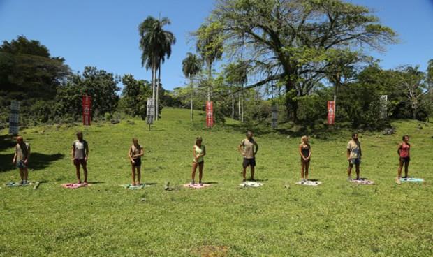 Ada konseyinde ad en ok yazlan Gkhan, Berna'nn ardndan ikinci eleme aday oldu.    Survivor'da bu hafta birleme olduu iin eleme yaplmad. nmzdeki hafta ise yaplacak dokunulmazlk oyunlar sonras iki eleme aday daha kacak. Ve en az SMS oyunu alan Survivor'dan elenecek.