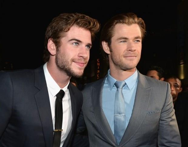 Liam Hemsworth ve Chris Hemsworth