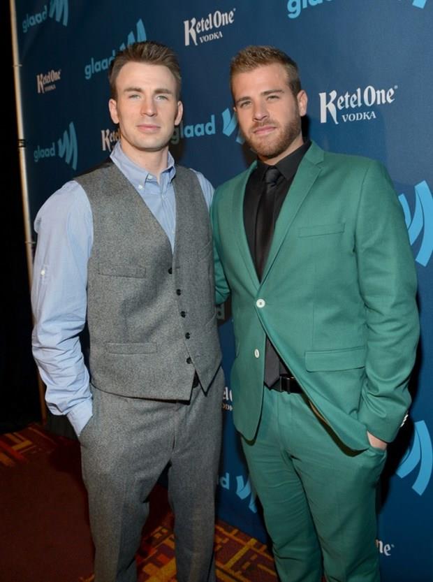 Chris Evans ve Scott Evans