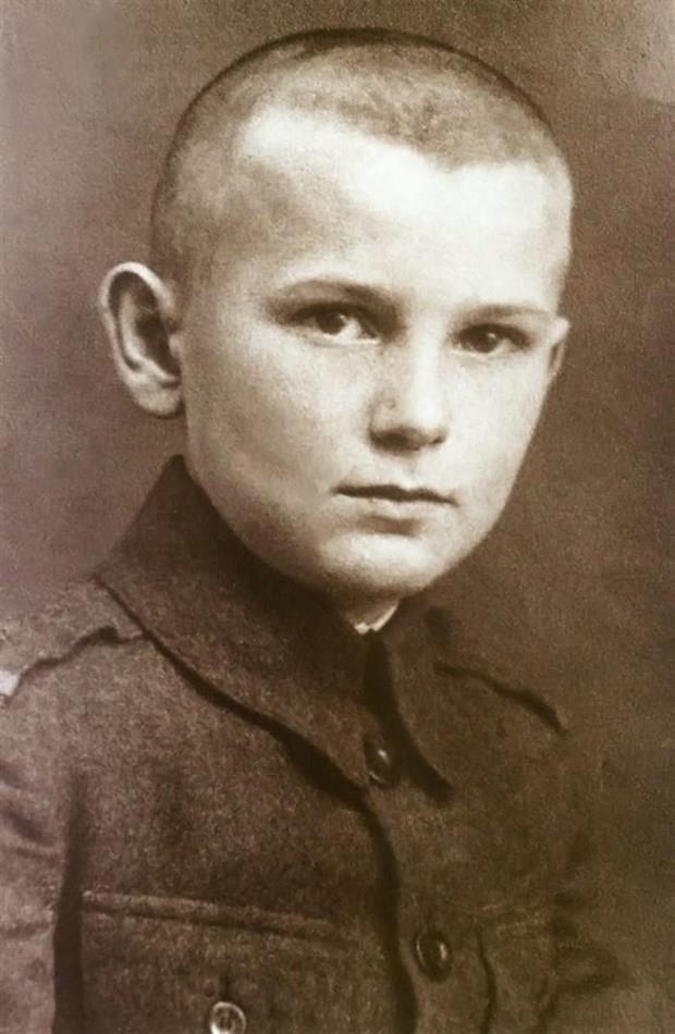 Karol Wojtyla (Papa John Paul II)