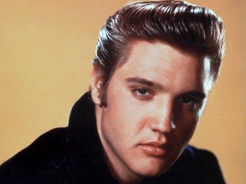 <p><b>LDNE KMSE NANMAK STEMED</b></p> lmyle tm dnyay en uzun sre megul edenlerden biri de Elvis Presley