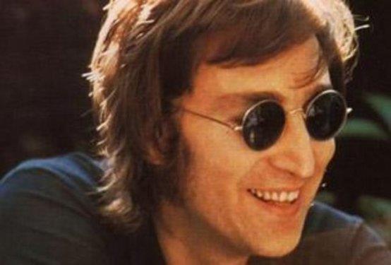 Bazlarna gre Lennon ABD hkmeti tarafndan ldrld.