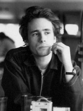 O srada Ledd Zeppelin'in Whole Lotta Love adl arksn sylyordu. ark artk duyulmaz olduunda Buckley de suyun zerinde grnmez olmutu.