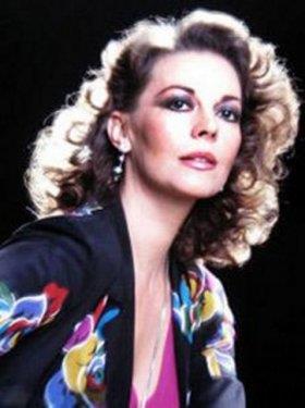 Wood'un 1981'deki otopsi raporuna yaplan ekleme, yattan derek ld iddia edilen nl oyuncunun vcudundaki baz rk ve iziklerin, lmnden nce meydana gelmi olabilecei kukusunu dourdu. Yeni aratrma, yatn kaptan Dennis Davern'in, Natalie Wood ve aktr ei Robert Wagner'in olay gecesi kavga ettiini aklamasndan sonra yapld. Davern, nl aktrisin lmnden ei Wagner'i sorumlu tuttu.