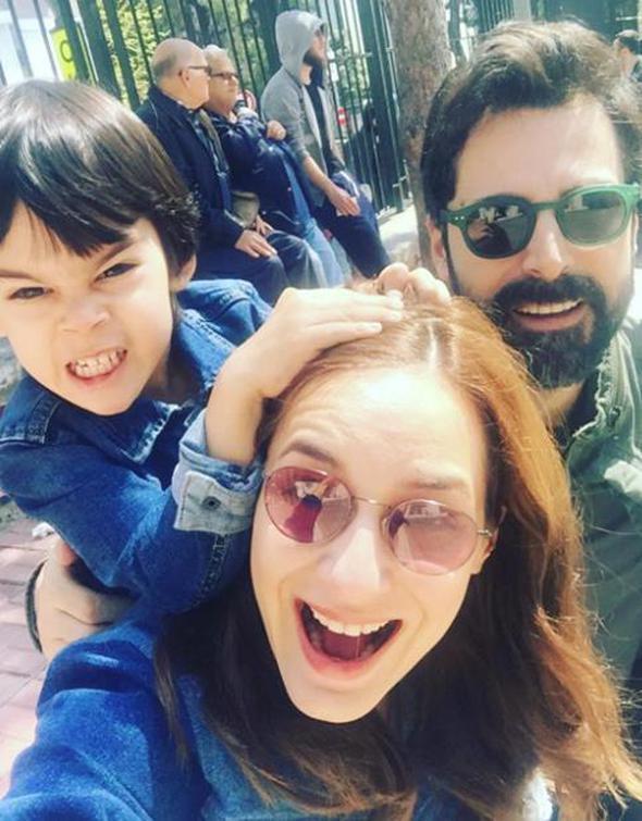 Sedef Avc ve Kvan Kasabal'nn aile saadeti.