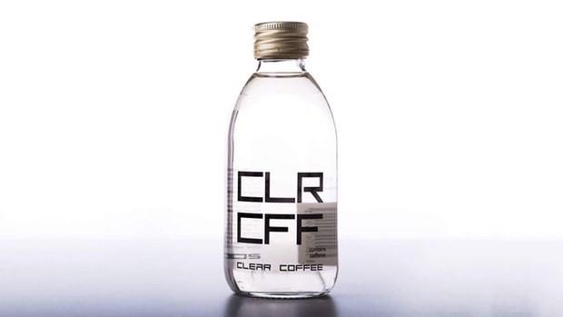 Kahve �retiminde daha �nce kullan�lmayan bir metot kulland�klar�n�n alt�n� �izen Nagy karde�ler, "��lenen kahve �ekirdekleri kafein kayb�na u�ruyor, biz de bunu y�ksek kaliteli do�al kafein ekleyerek telafi ediyoruz" diyor.