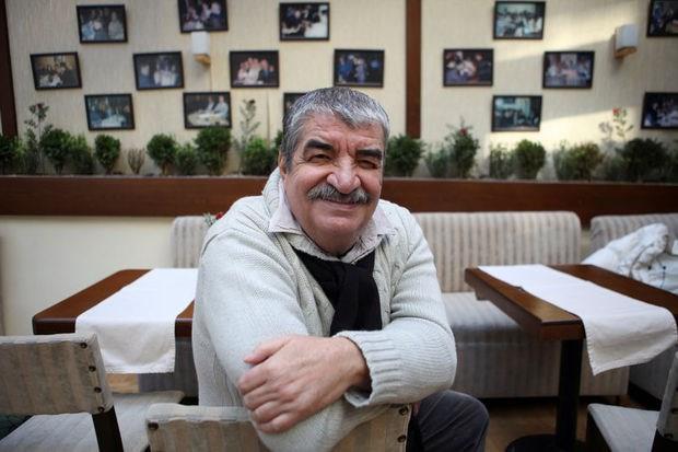 apkn Baba - 1990<br>  Abuk Sabuk Bir Film - 1990<br>  en Sulukule - 1990<br>  Talih Kuu - 1989<br>  Arkadam eytan - 1988<br>  Kksn Yavrum - 1988<br>  Gemileri Yakmak - 1988<br>  Keklik Ali - 1988<br>  Sevimli Hrsz - 1988<br>  Zamanszlar - 1987<br>  te Kadn - 1987<br>  Son Yzelli Metre - 1987<br>  Son Urfal - 1986<br>  Tokatlar - 1986