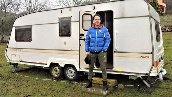 Kra, yakn dostlar hari hi kimsenin bilmedii, Beykoz&#8217;a bal Ali Bahadr Ky&#8217;ndeki iftliinin kaplarn ilk kez HT MAGAZN&#8217;e at.