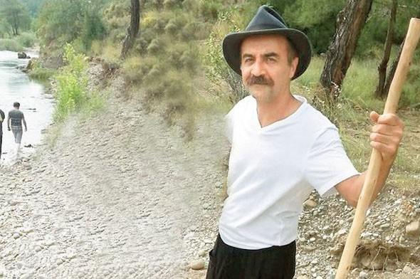 Ekmeini de kendisi yapyor<p>      iftliin tam randman rn vermesiyle market alveriine son veren Ylmaz Erdoan, domatesten budaya, elmadan kabaa kadar birok rn yetitiriyor.