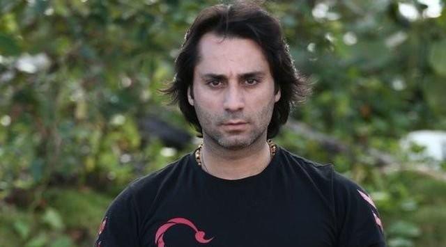 Bir ara ortadan kaybolan ve Survivor yarmasyla tekrar ortaya kan lgn Sedat, yarmadan elendikten sonra ilk i olarak burun ameliyat oldu.