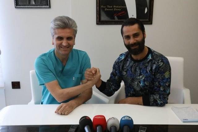 Survivor&#8217;da duruundan taviz vermediinin altn izen Sedat, "Survivor&#8217;dan elendiimde &#8216;Furkan elenirse zlrm&#8217; dedim ama orada zleceim de sevineceim de kimse yok. &#8216;Adem ampiyon&#8217; olsun dediimde, &#8216;Adem seni eledi nasl byle R (geri vites) yaptn&#8217; dediler. Ben geri vites yapmadm. Ben eer yapsaydm u anda Survivor&#8217;da yaryor olurdum.