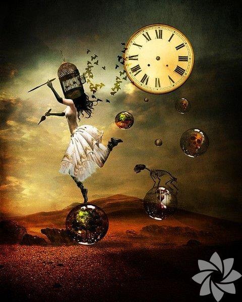 Ryalar bilinaltnn iletiim aralardr  <br>  20. yy&#8217;n balarnda, psikanalizin babas olan ve anne-baba sorunlar ile ilgili fetileri olduu bilinen Sigmund Freud, ryalarn bilinaltndan gelen mesajlar olduunu dnmtr. &#8220;Ryalarn yorumlar, zihnin bilind aktivitelerinin bilgisine ulatran kutsal bir yoldur.&#8221; diye yazar. Freud&#8217;a gre, ryalarn amac, bastrlm arzular tatmin etmektir ve bu ryalar, armlar araclyla bireysel anlamlarna indirgenebilirler.