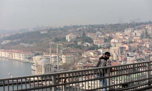Cumhurbakan Recep Tayyip Erdoan, 25 Aralk 2015'te Boazii Kprs'nde intihar giriiminde bulunan Vezir atra' grnce konvoyu durdurdu. Erdoan'n yanna ararak intihardan vazgeirdii atra'a bir kamu kurumunda i imkan saland.